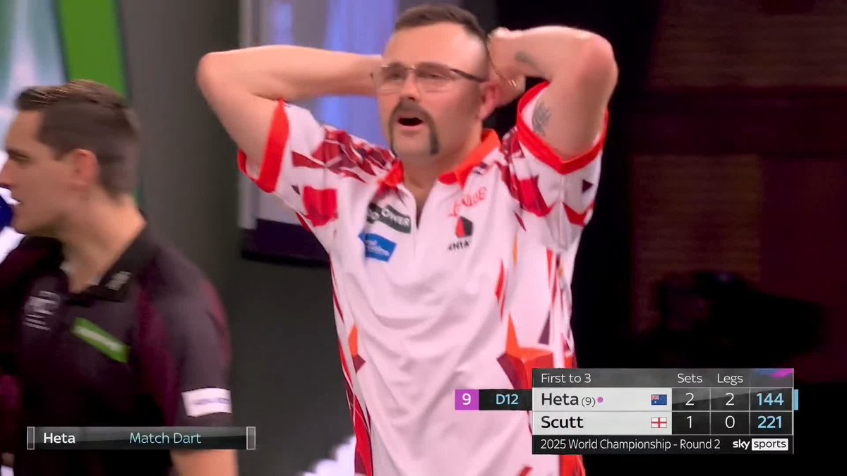 HETA ALMOST WINS IT WITH A NINE-DARTER! 🤯 That is INCREDIBLE! Damon Heta almost wraps up victory over Connor Scutt with a spectacular nine-darter, missing D12 for the perfect leg before eventually sealing the deal! 📺 #WCDarts | R2