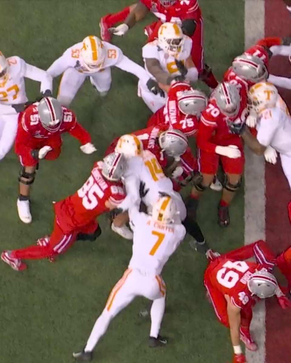 Ohio State makes it 35-10 vs. Tennessee 😳