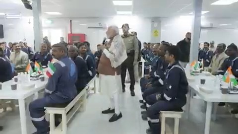 Met Indian workers at the Mina Abdullah. Here are highlights of a very special and memorable interaction…