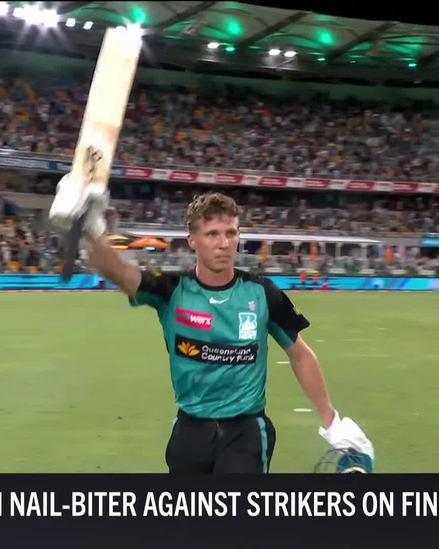 Nathan McSweeney dropped from the Test team, delivers a clutch knock in the BBL. 🙇‍♂️