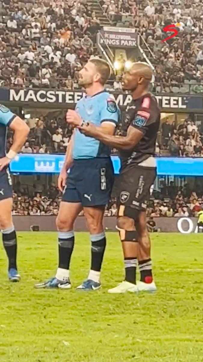 UNPOPULAR OPINION: PENALTY TRY WAS CORRECT Officials spent their nearly 4 minute-deliberation well because they came to the correct conclusion. de Klerk sunk his head in the ground because he knew what he'd done. #SHAvBUL #URC