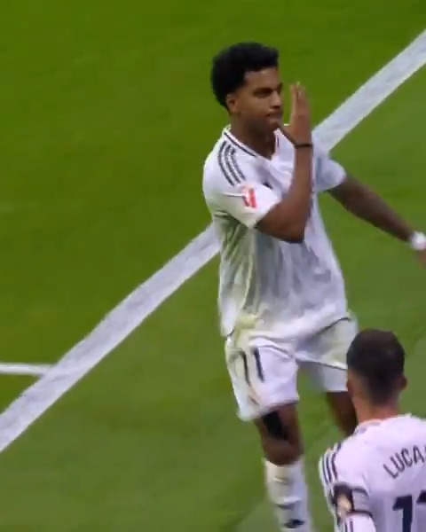 Célébration John Cena encore pour Rodrygo 🇧🇷 en grande forme avec le Real Madrid. 🤍🔥