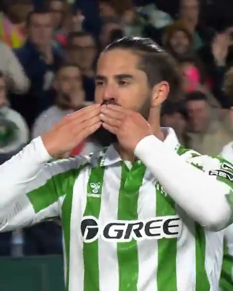 💚 Ver así a Isco significa que el Betis y el fútbol sonríen...