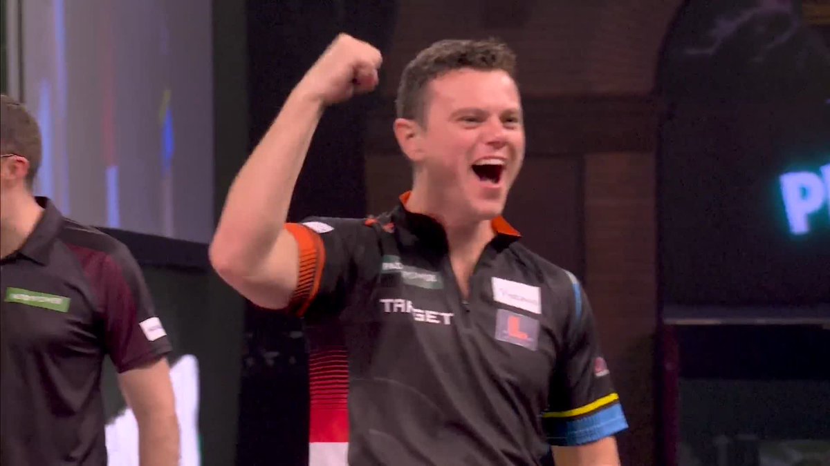 GARY ANDERSON IS OUT OF THE WORLD DARTS CHAMPIONSHIP! 😱