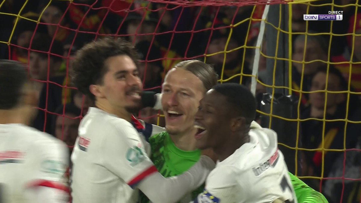 INCROYABLE SAFONOV ๐ท๐บ !!! ๐งค Le gardien parisien stoppe deux tirs aux but lensois. Le PSG est en 16es de finale de la Coupe de France !!! โค๏ธ๐ ๐ฅ beIN SPORTS