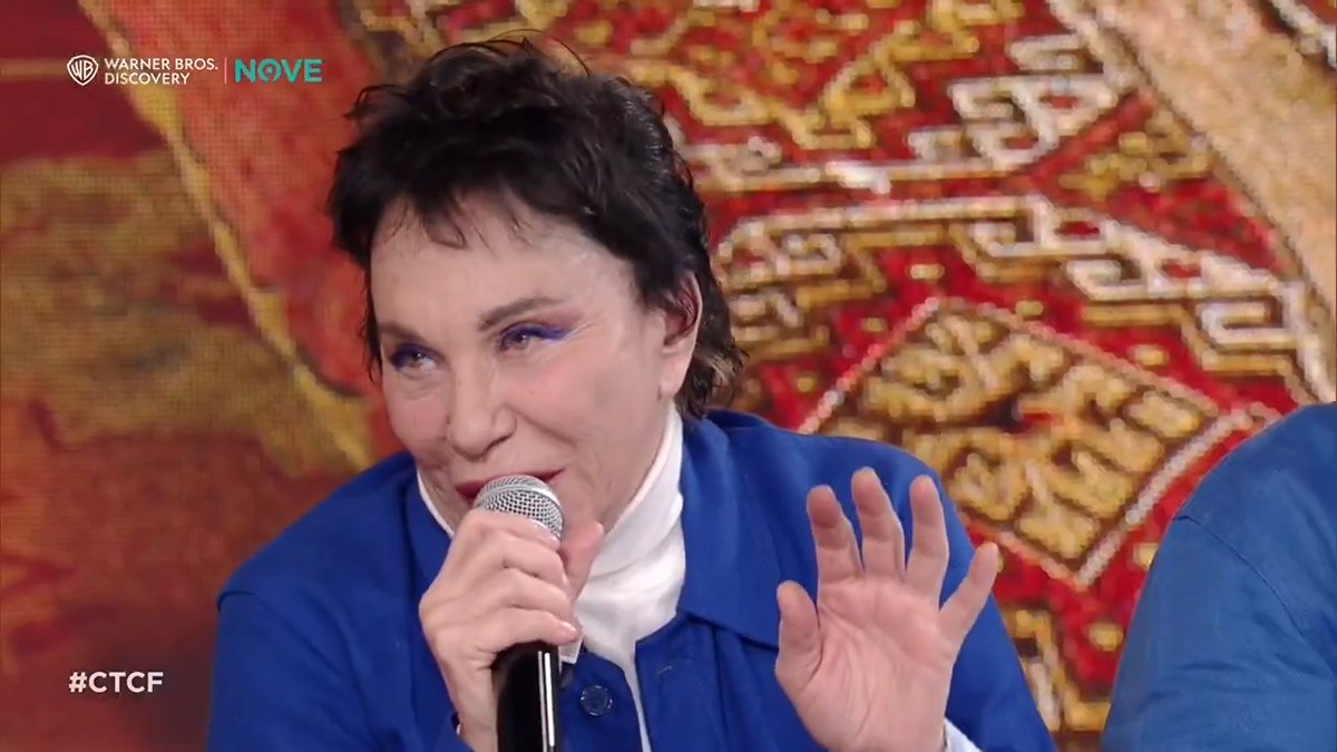 “Brenda è di una bravura, mi fa tanto ridere, deve averlo guardato bene il filmato, è proprio uguale, bravissima” Angela de Ricchi e Poveri commenta l'imitazione di Brenda con la Gialappa's Band 💃🏻 #CTCF