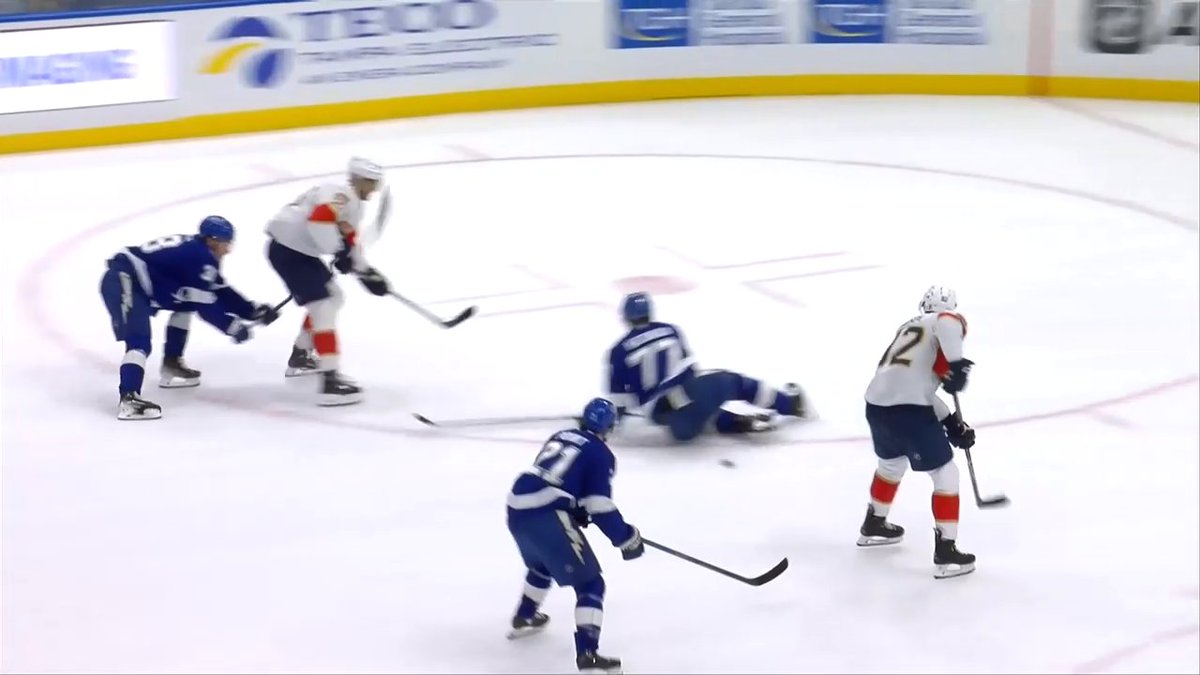 TWO GOALS ON THE SAME PENALTY KILL?! Ya, the Florida Panthers just did that! 😼 📺: Sportsnet or stream on Sportsnet+ ➡️