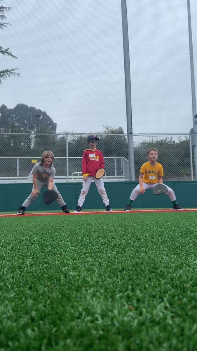 1 coach. 3 seven year olds. 55 seconds. 35 repetitions. Increase reps per unit of time, and kids get better faster. And have more fun. 💪⚾️🔥
