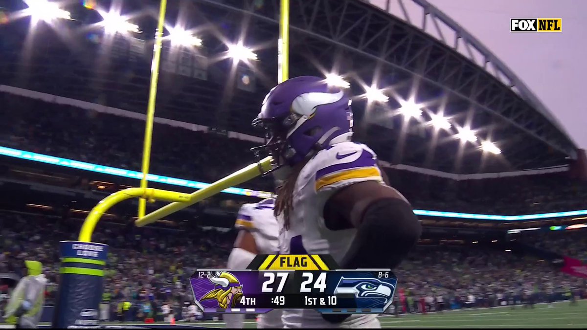 Vikings with a dance after sealing the win!!! 🔥