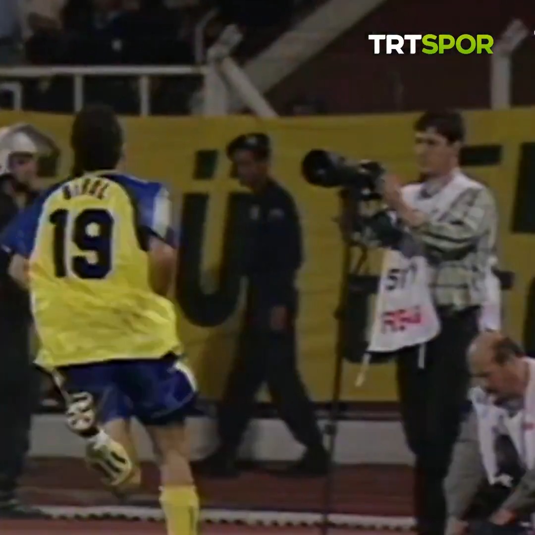 🔙 1999 yılında Ankaragücü, UEFA Kupası'nda Claudio Ranieri'nin çalıştırdığı Atletico Madrid'i 1-0 yendi. Maçın özeti TRT Spor Arşiv'de. 👇 🔗