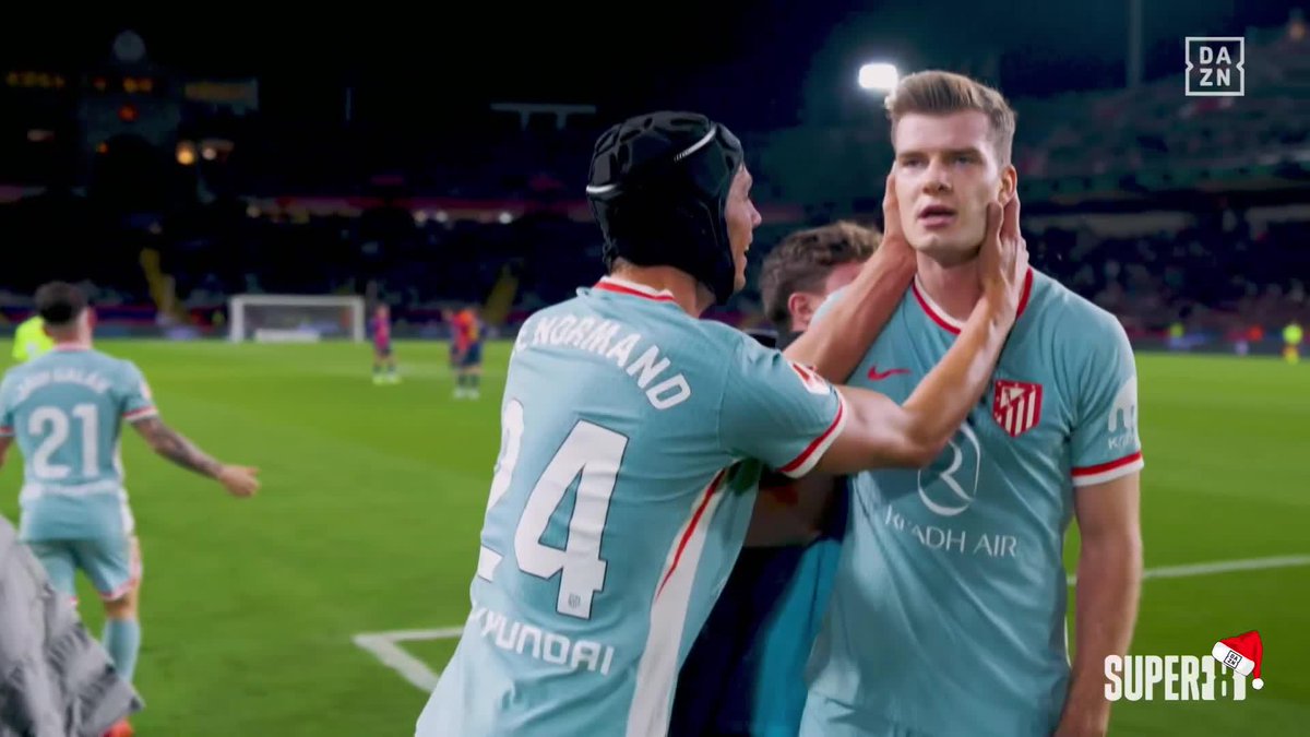 ❤️🤍 De las mejores intrahistorias que he visto del Atleti. Pelos de punta, casi me emociono por un simple vídeo, la narración me ha encantado. De diez DAZN España, seguid haciendo estas maravillas 💪🏼