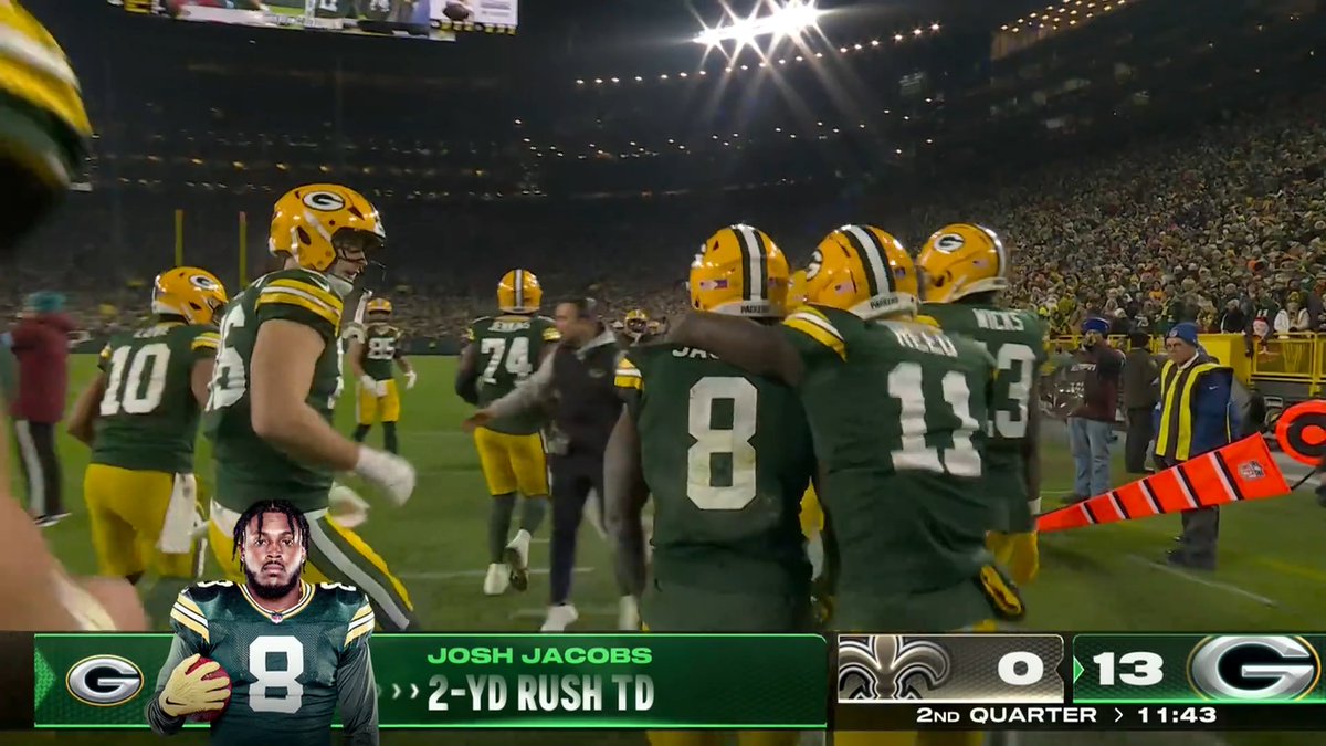 JACOBS PUNCHES IT IN 😤 WHAT A DRIVE 17 Plays 96 Yards 8:55 of game time (via Green Bay Packers)