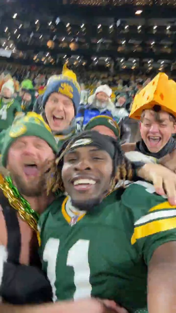 Lambeau Leap selfie vid goes hard 🔥 @Packers | j.reed11💂🏾