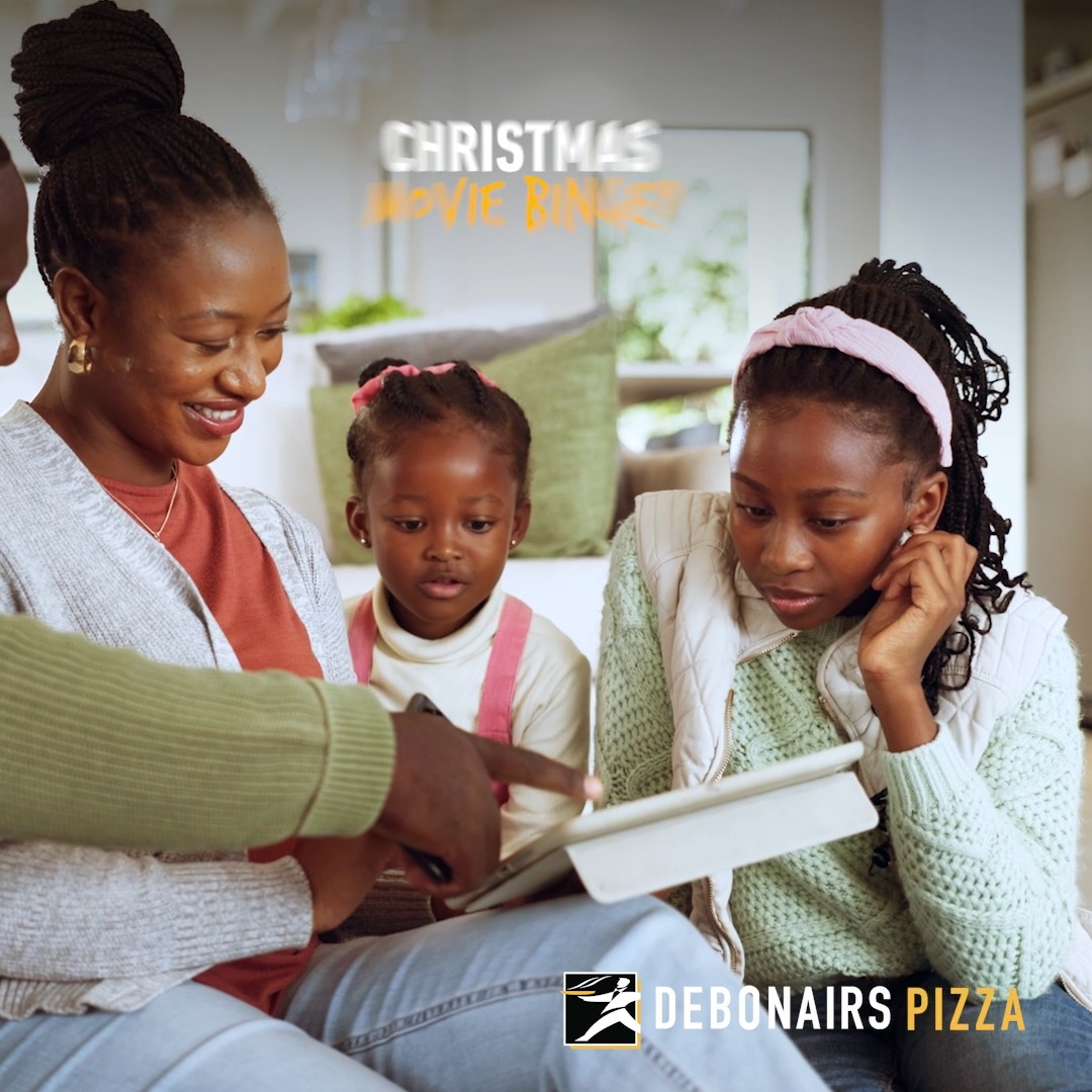 Christmas Movie binge nabo cuzzy call for On The Double Feast. Comment with your favourite Christmas movie and stand a chance to win #SomethingAmazing for your Christmas Movie Marathon. #NthoEmonateEaPhetwa #TrySomethingAmazing #DebonairsPizza
