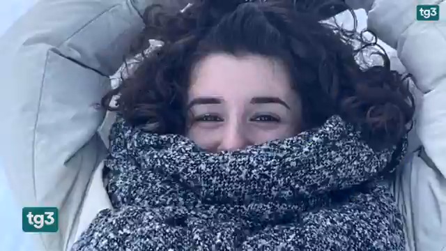 Si è svegliata dal coma farmacologico ed è considerata fuori pericolo Martina Voce, la ragazza accoltellata venerdì scorso a Oslo dal suo ex fidanzato. Il padre al Tg3: "Sarà un bellissimo Natale"