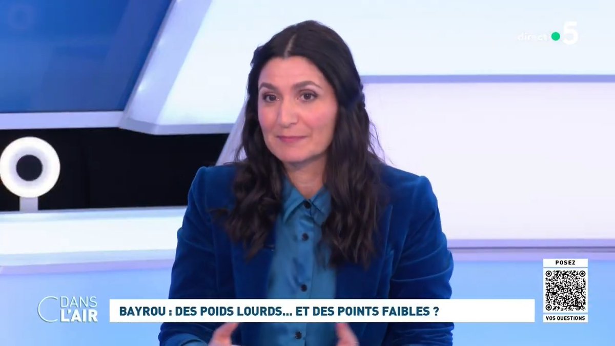 "Dans ses leçons, [la dissolution] impliquait plutôt une mise en retrait d'Emmanuel #Macron. Certes, la situation est compliquée, on ne peut pas dire qu'il y a de majorité alternative. Néanmoins, Emmanuel Macron pense toujours qu'il est la solution des problèmes." Anne Rosencher