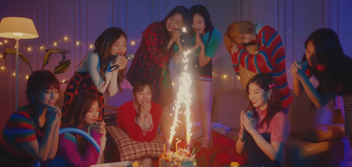 .TWICE's 'Merry & Happy' — 11AM KST: #67 MelOn (+9) #81 Genie (+16) #161. VIBE (+39)