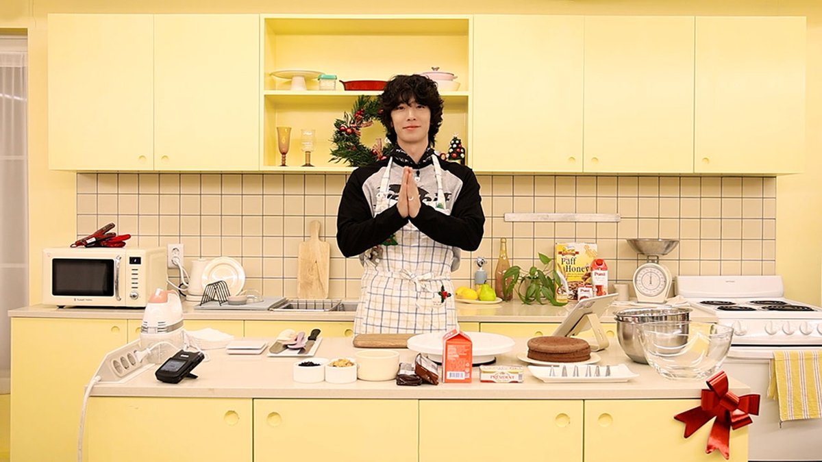 SF9 HWIYOUNG - 자강두천 우리의 맛을 찾아서 | 크리스마스 이벤트 편 ✔ #SF9 #에스에프나인 #휘영 #HWIYOUNG