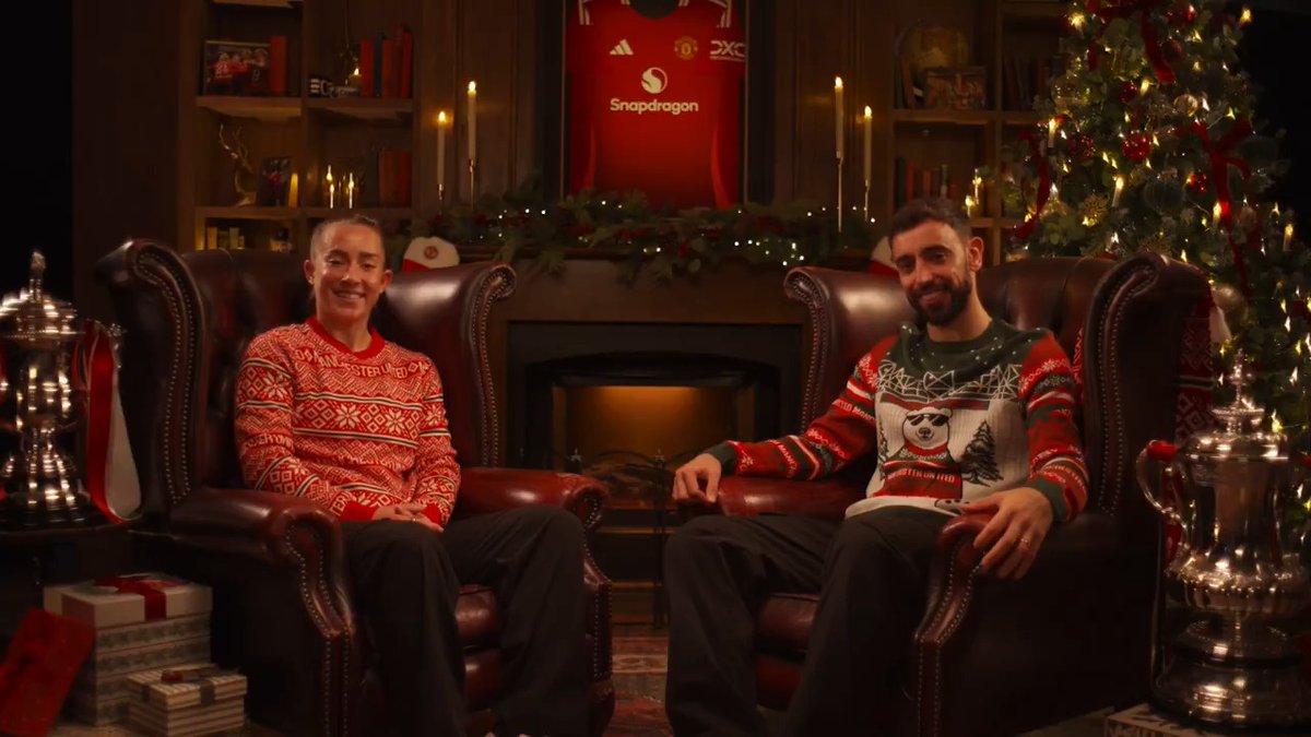 Season's Greetings from our captains ❤️🎁 Bruno Fernandes and Maya Le Tissier have a special message for our fans this Christmas... #MUFC || #MUWomen