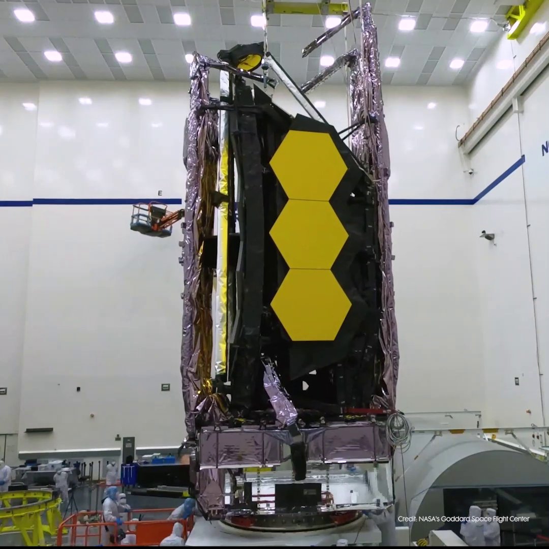 Three years ago, this was our last glimpse of Webb before its launch on Dec. 25, 2021. What has been your favorite #Webb discovery this year? 🌌 🔭 #JWST #UnfoldTheUniverse