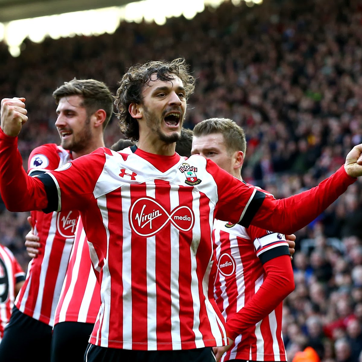 Gavin & Stacey ✅ Wallace & Gromit ✅ Gabbiadini & Co. 😍 Another essential Christmas Day viewing, this 👇