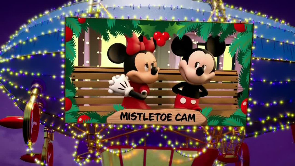 Mickey and Minnie got caught on the mistletoe cam ❤️ Dunk the Halls on ESPN2, Disney+ and ESPN+