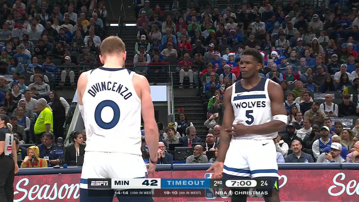 Ant &amp; DiVincenzo three-point celly 🔥