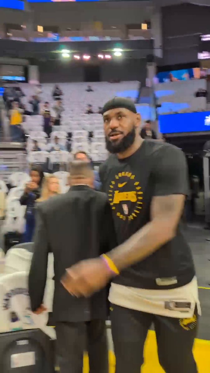 Bron came out and immediately tried to block Steph ๐ Two legends ready for a Christmas battle ๐ ๐ 8 PM ET on ABC/ESPN/ESPN+/Disney+