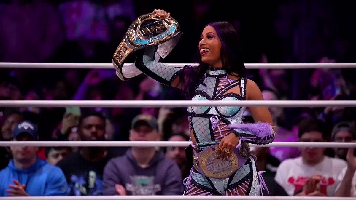 Stalander vs. Moné II Who will leave #AEWWorldsEnd with the TBS Title held high?! Watch #AEWDynamite on TBS! Último Moné | Kris Statlander