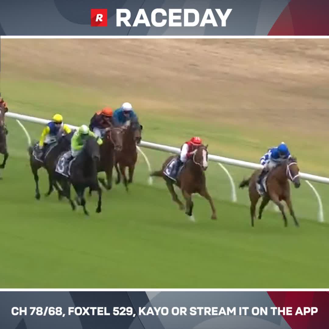 La Roux hits the front early &amp; goes wire-to-wire to streak clear on debut 😤 Phillip Stokes Racing Kayla Crowther