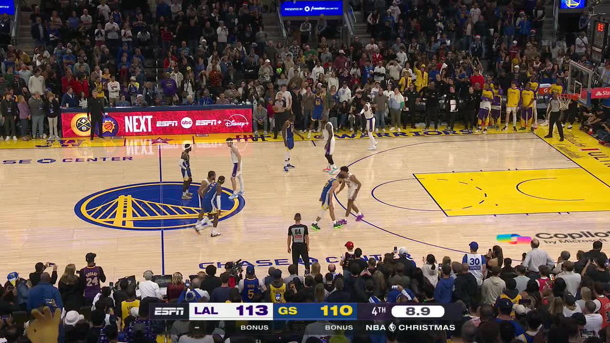 STEPH CURRY HITS A THREE TO TIE IT AND THEN AUSTIN REAVES HITS A GAME WINNER 😱😱😱