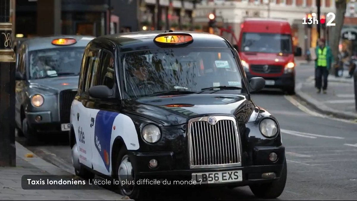 Pourriez-vous mémoriser les 27 000 rues de Londres ? Les conducteurs de « black cabs », les fameux taxis londoniens, en sont capables. Pour obtenir leur licence, ils ont passé l’un des examens les plus difficiles du monde. 4 ans de préparation en moyenne et 70% d'abandons.