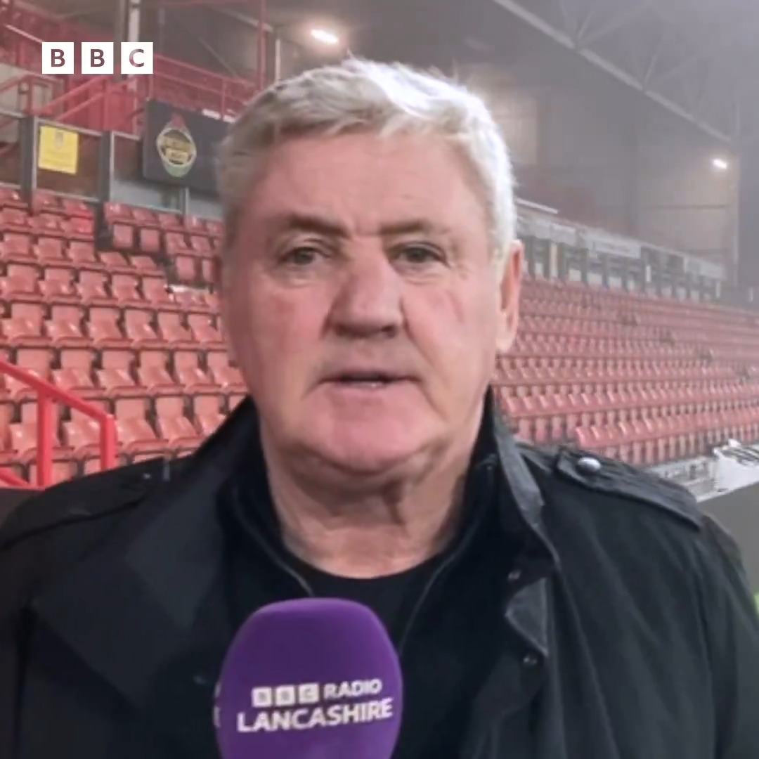 🟠 "If you lose in a game like that to a wonder goal, then you accept it. I won't accept [the defeat] the wrong decision three minutes from time. Poor. Really, really poor." #Blackpool head coach Steve Bruce #utmp | #bbcfootball