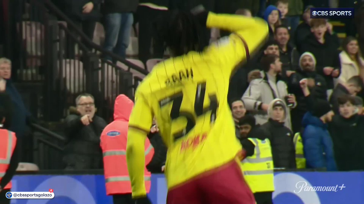 Watford’s Kwadwo Baah really hit the ‘Take the L’ Fortnite dance and got sent off 💀
