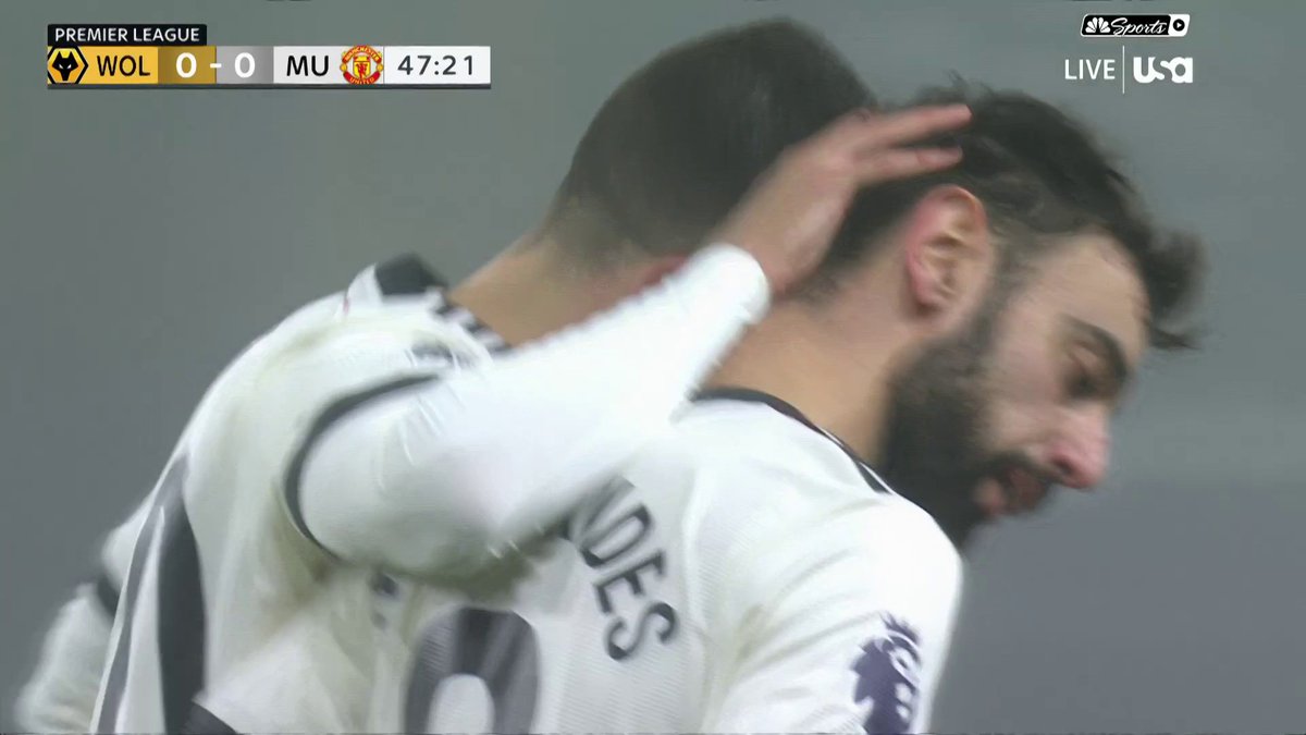 Bruno Fernandes was SENT OFF after receiving his second yellow card for this foul. 👀 📺 USA Network | #WOLMUN