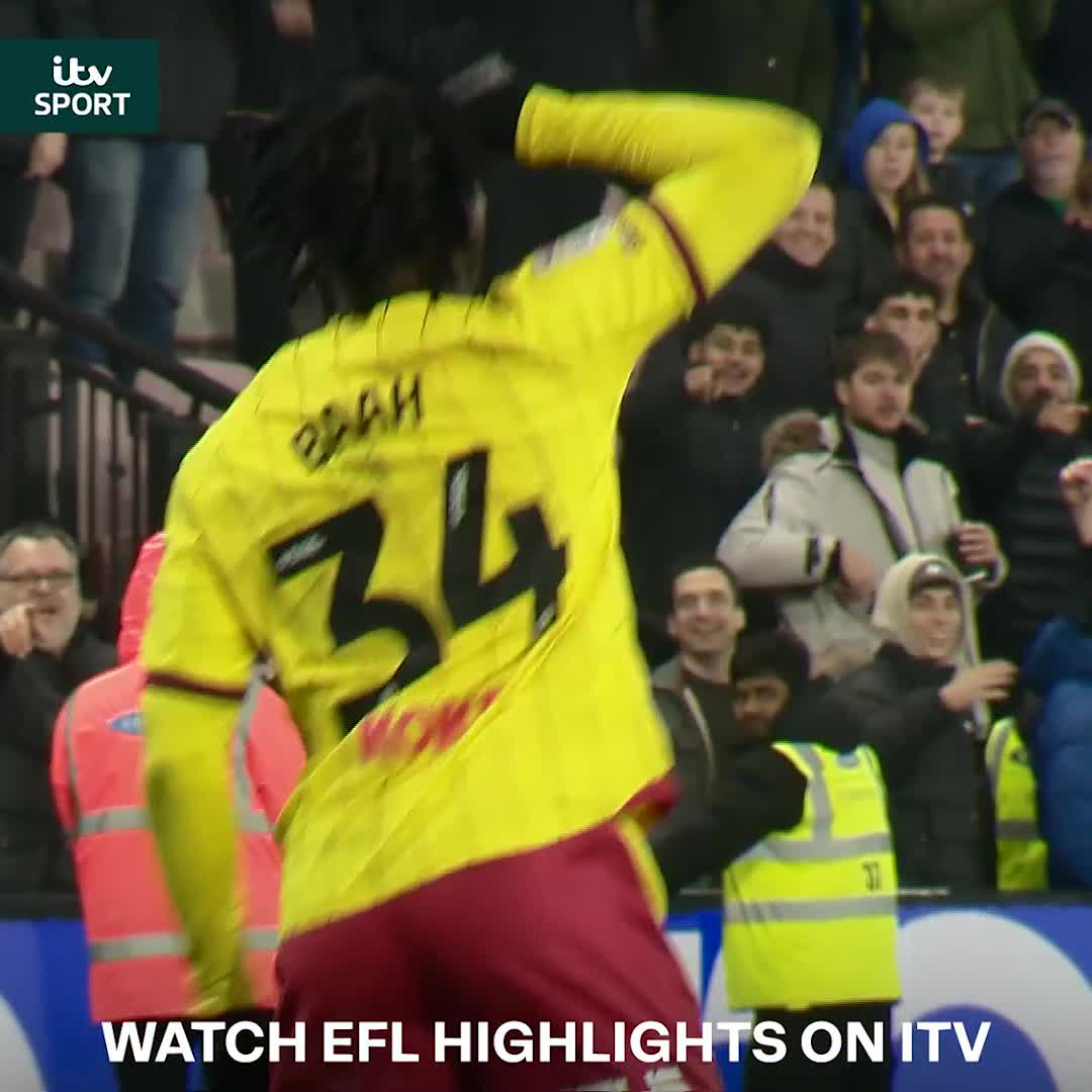 Is this a new level of disrespect? 🤔 Watford's Kwadwo Baah was sent off after the full-time whistle for taunting Portsmouth players and fans with the 'take the L dance' #Hornets | #Pompey