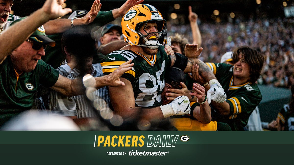 Happy 31st birthday, Lambeau Leap!