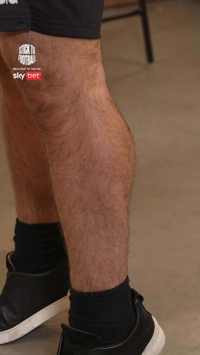 Step aside Jack Grealish, look at the size of Michael McIntyre’s calves! 😮 🦵