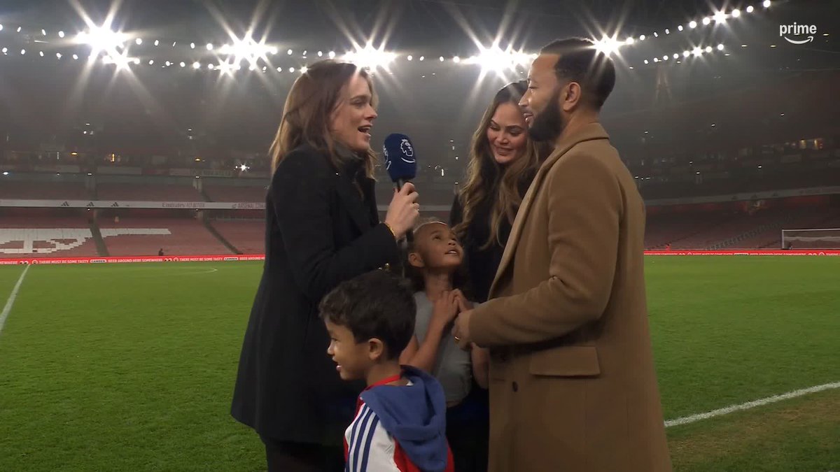 🎤@JohnLegend with a rendition of North London Forever! 🎶