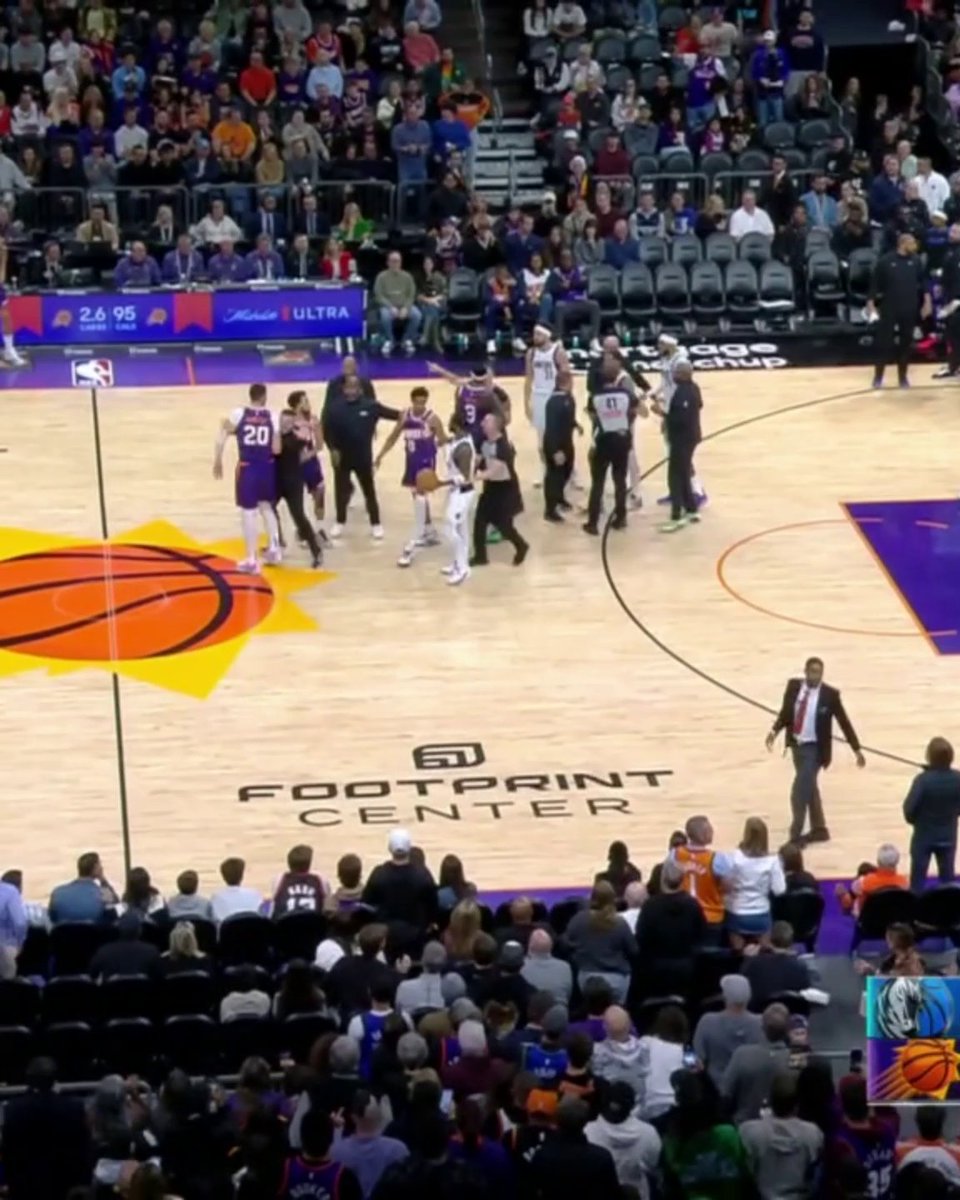 Jusuf Nurkic, Naji Marshall and P.J. Washington were all ejected after this scuffle in Mavs-Suns.