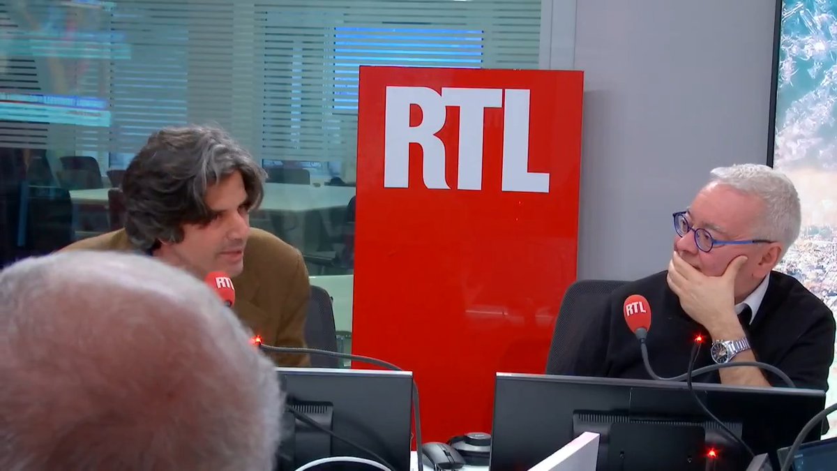 Entièrement d’accord avec @paulo_levi : la France refuse de faire les efforts qu’elle a pourtant exigés de l’Italie, de l’Espagne, du Portugal et de la Grèce. Par arrogance, lâcheté et bêtise. La France fait peser un risque énorme sur l’unité européenne.