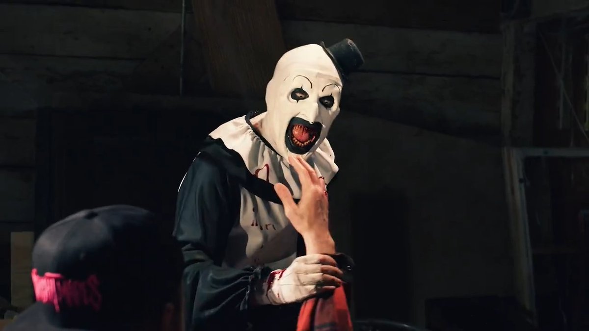 got Damien Leone's #terrifier3 on 📀 yet? go behind the scenes with this clip &amp; watch more on your copy.