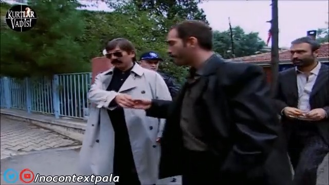 Pala'nın Bedir'le Faruk'u karakoldan çıkardığı sahne > Tüm Çukur bölümleri