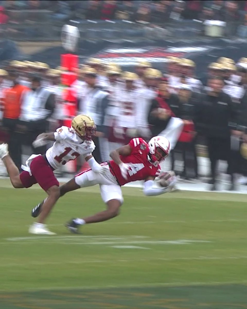 WHAT A ONE-HANDED CATCH 😱 #SCTop10