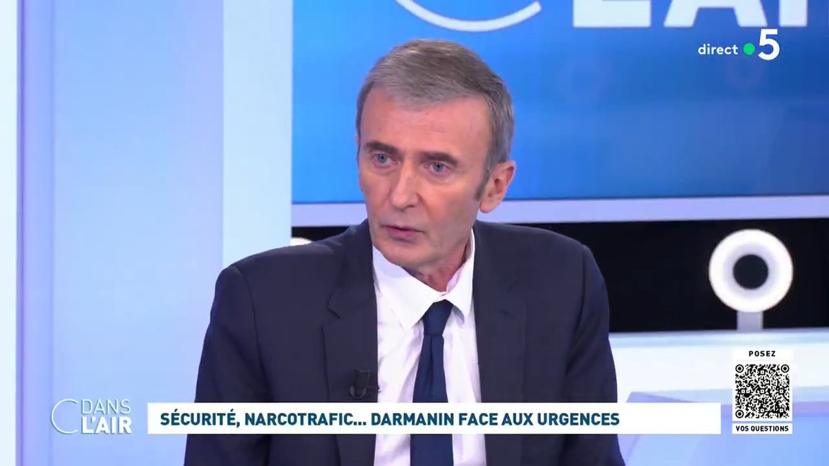 "La haine que cristallise Manuel #Valls à son égard est absolument incommensurable. On peut lui reprocher des tas de choses, mais la haine s'ancre […] notamment dans sa volonté de défendre les valeurs de la République et l'autorité." Brice Teinturier #cdanslair