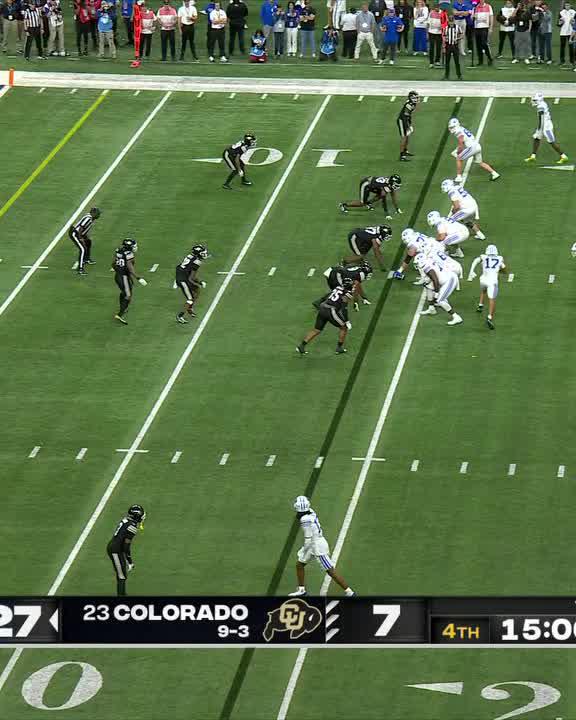 CAM’RON SILMON-CRAIG COMES UP WITH THE INT IN THE END ZONE 😤