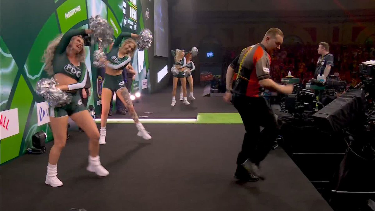 Dimitri Van den Bergh bringing the vibes to Ally Pally 🕺