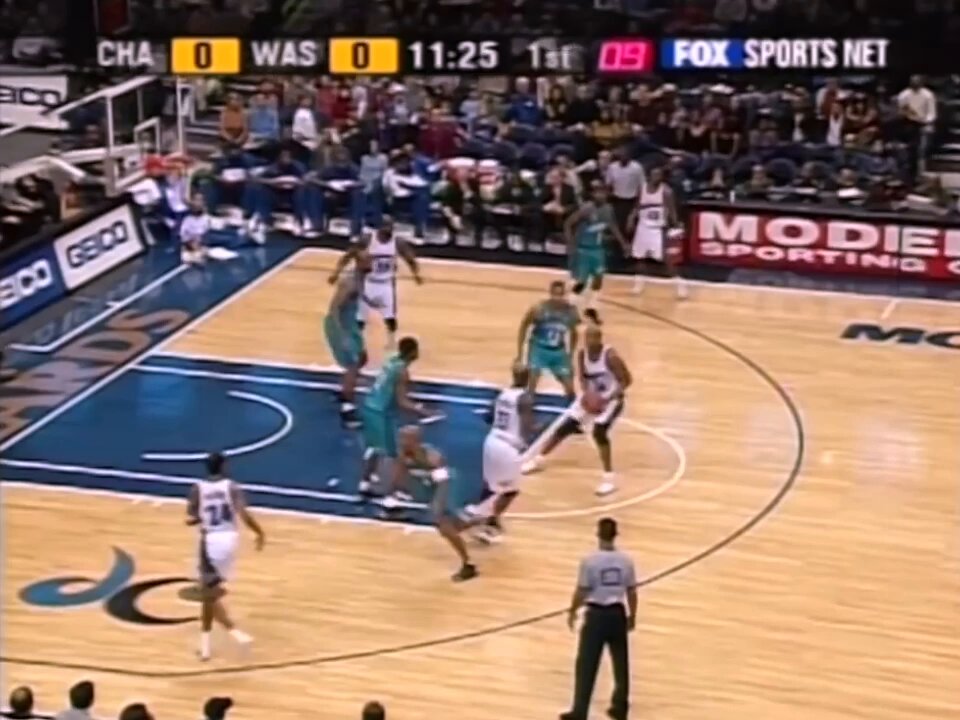 December 29, 2001: Washington's Michael Jordan scores 51 PTS (including 24 of the Wizards' 29 first quarter points) in a 107-90 win over Charlotte. The 38-year-old Jordan shot 21-38 FG/9-10 FT and had 7 REB/4 AST/3 STL. Jamaal Magloire led the Hornets with 22 PTS off the bench.