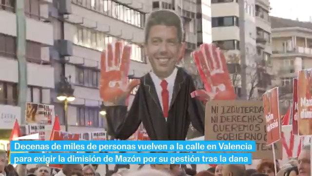 Valencia cierra el año con decenas de miles de personas en las calles que exigen la dimisión de Mazón. La tercera gran protesta avanza por el centro de la ciudad para exigir la renuncia del ‘president’ y que se agilicen las ayudas a los afectados