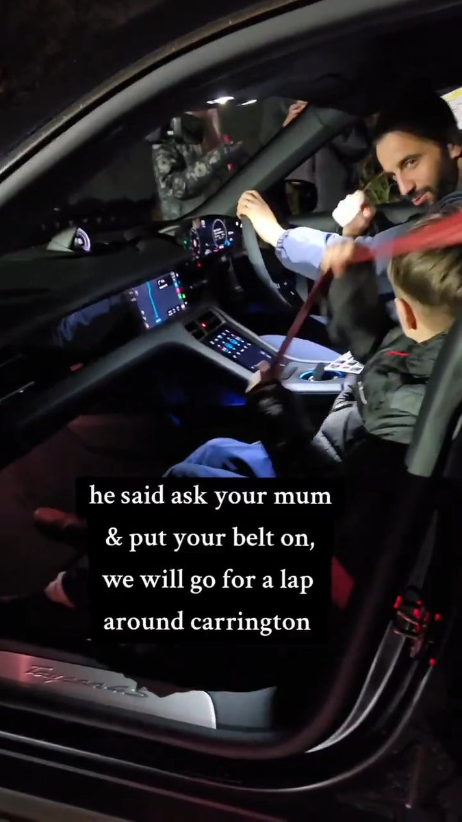 Ruben Amorim takes a young fan for a lap around Carrington after saying he liked Ruben’s car 🚗 Class ❤️
